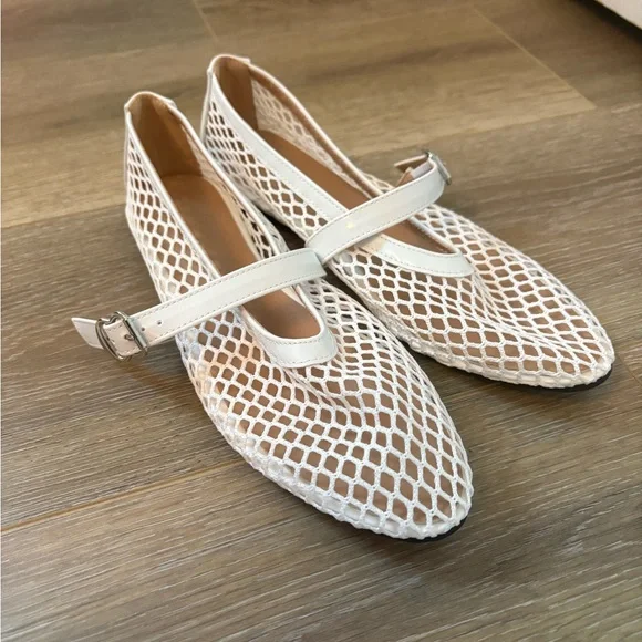 White Mesh Flats - Picture 2 of 3